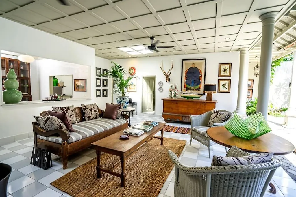 The Gatehouse - Stylish And Unique Luxury Pool Villa, Great Location! Seminyak  Indonesia