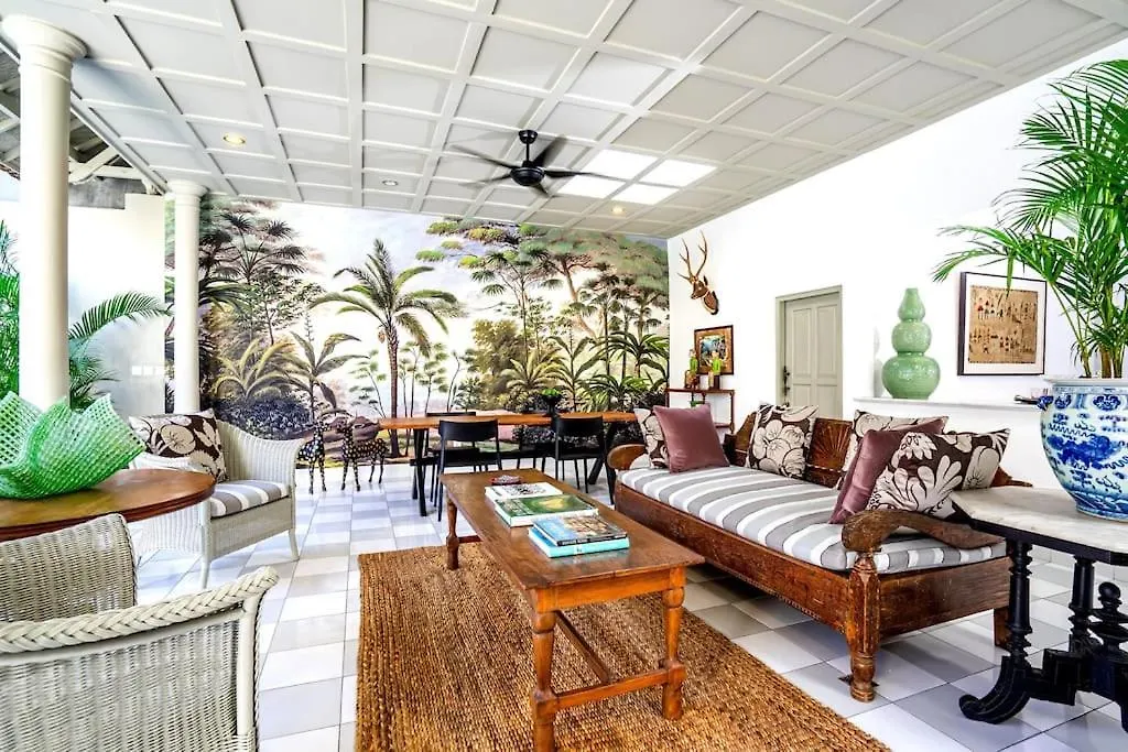 The Gatehouse - Stylish And Unique Luxury Pool Villa, Great Location! Seminyak  0*, Seminyak (Bali) Indonesia