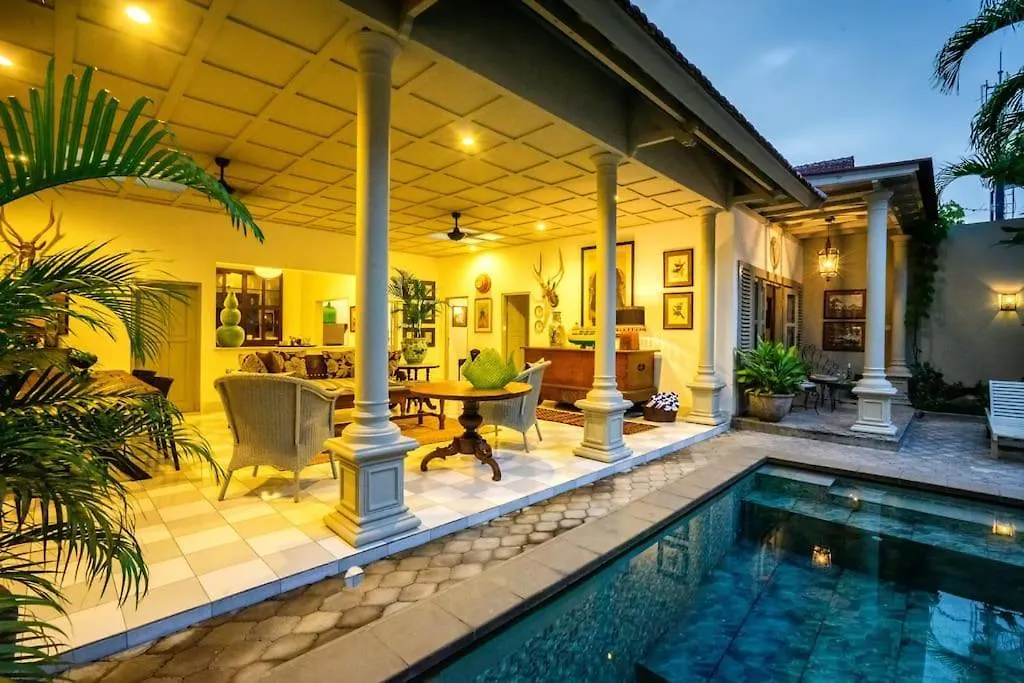 The Gatehouse - Stylish And Unique Luxury Pool Villa, Great Location! Seminyak  Seminyak (Bali)