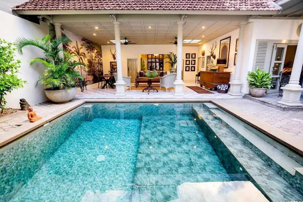 The Gatehouse - Stylish And Unique Luxury Pool Villa, Great Location! Seminyak  Indonesia